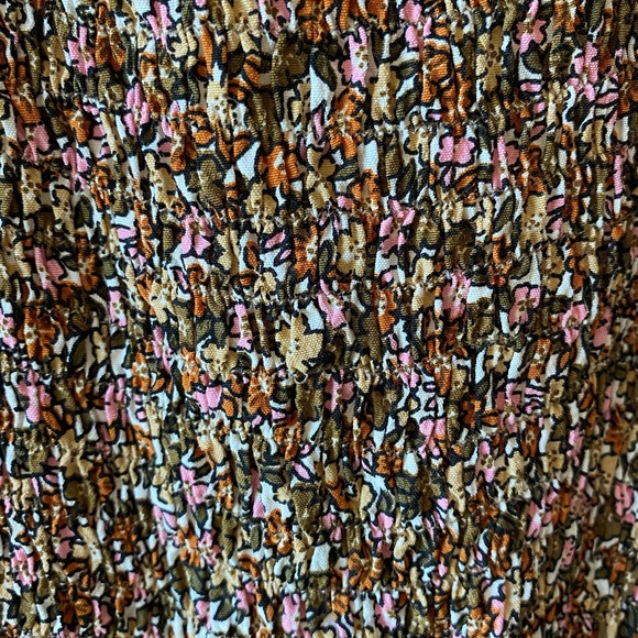 Faithfull the Brand Shirred Floral Dress Size 8 Large - Picture 8 of 11